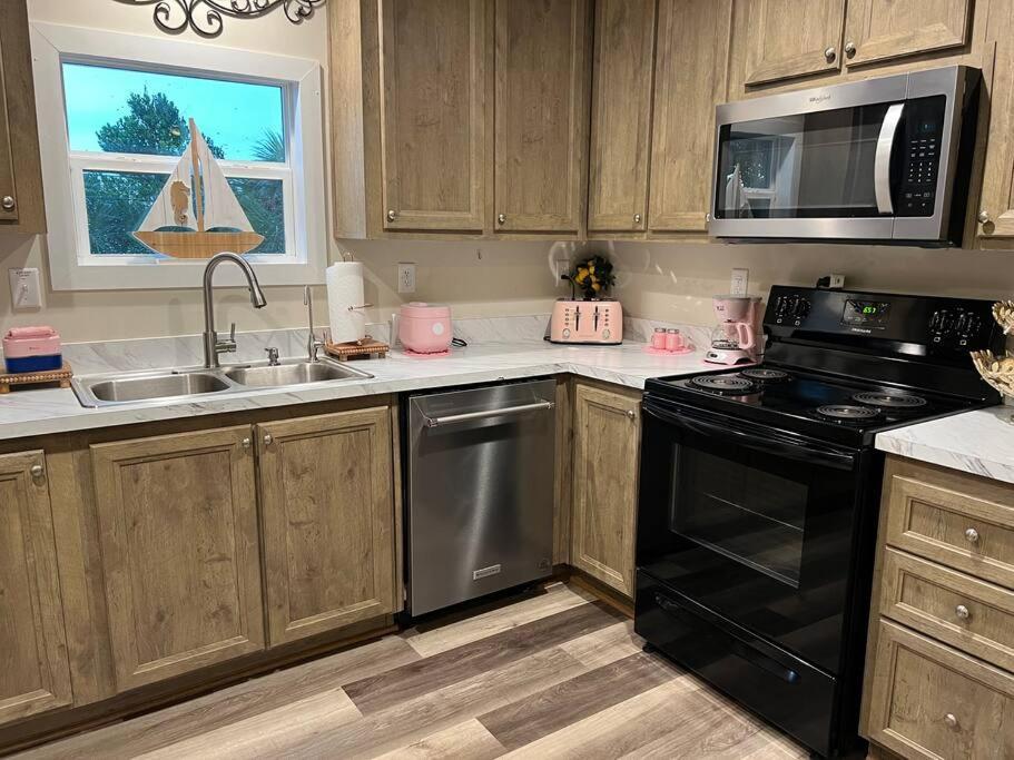 Вилла Pink Flamingo House Кокоа Экстерьер фото