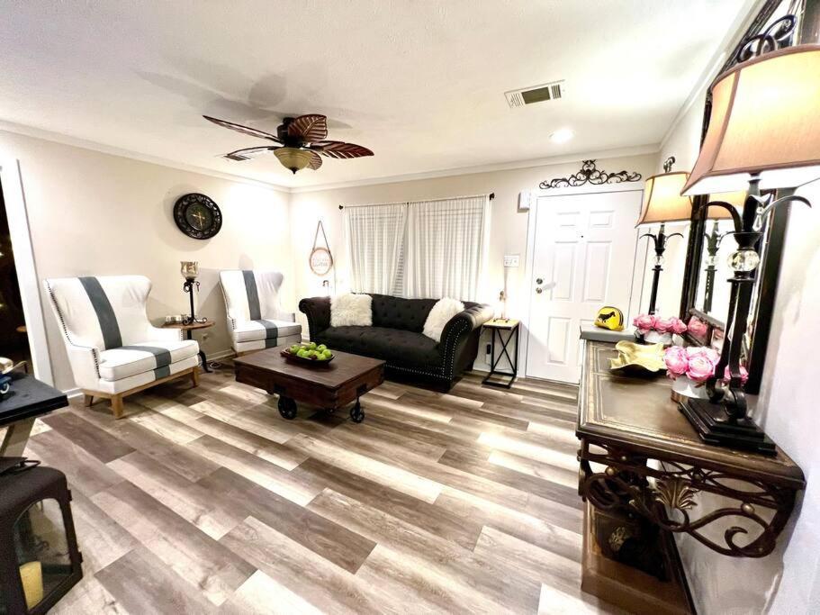 Вилла Pink Flamingo House Кокоа Экстерьер фото
