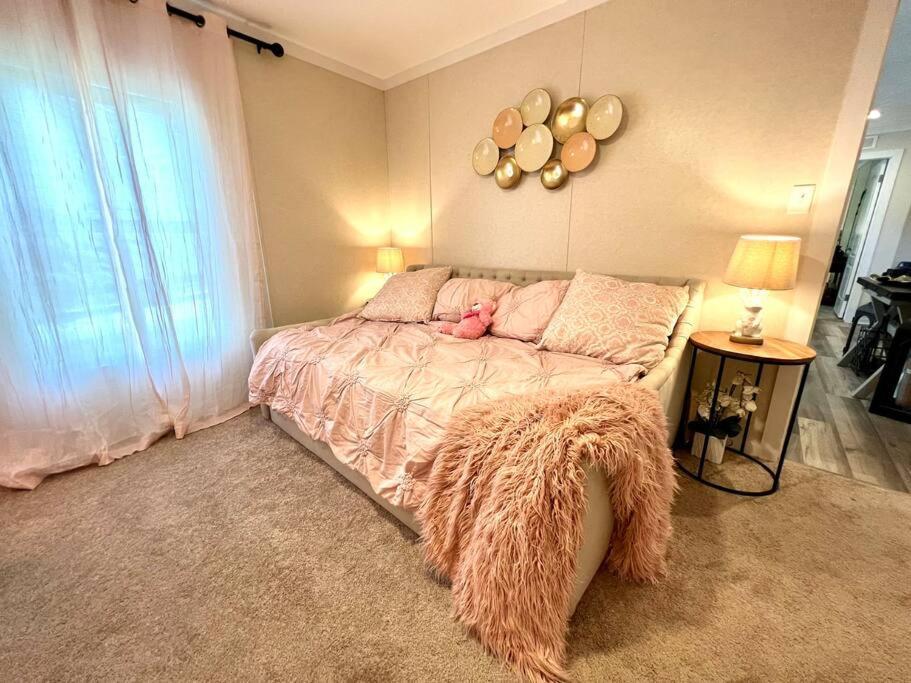 Вилла Pink Flamingo House Кокоа Экстерьер фото